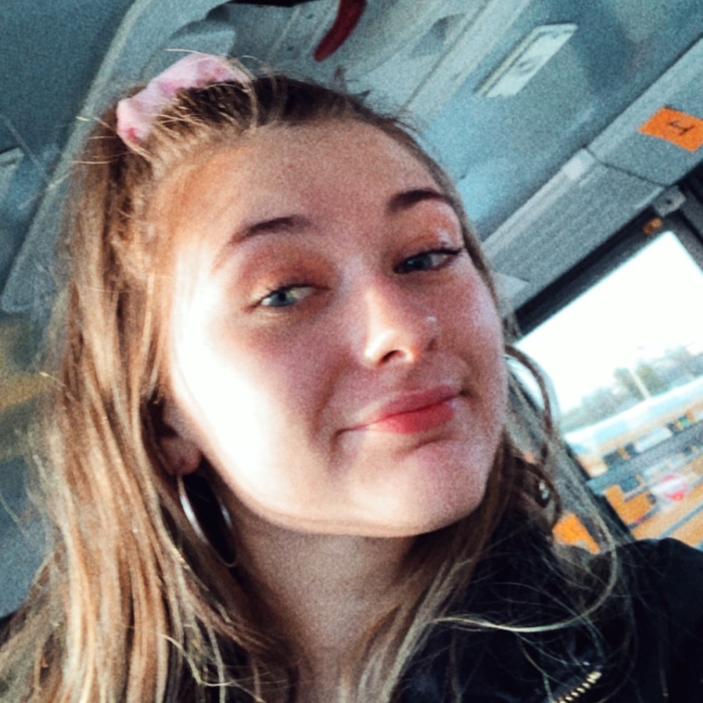 Meet your Posher, Maddy